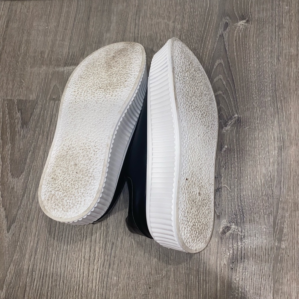 Platform Sneakers - Picture 4 of 5